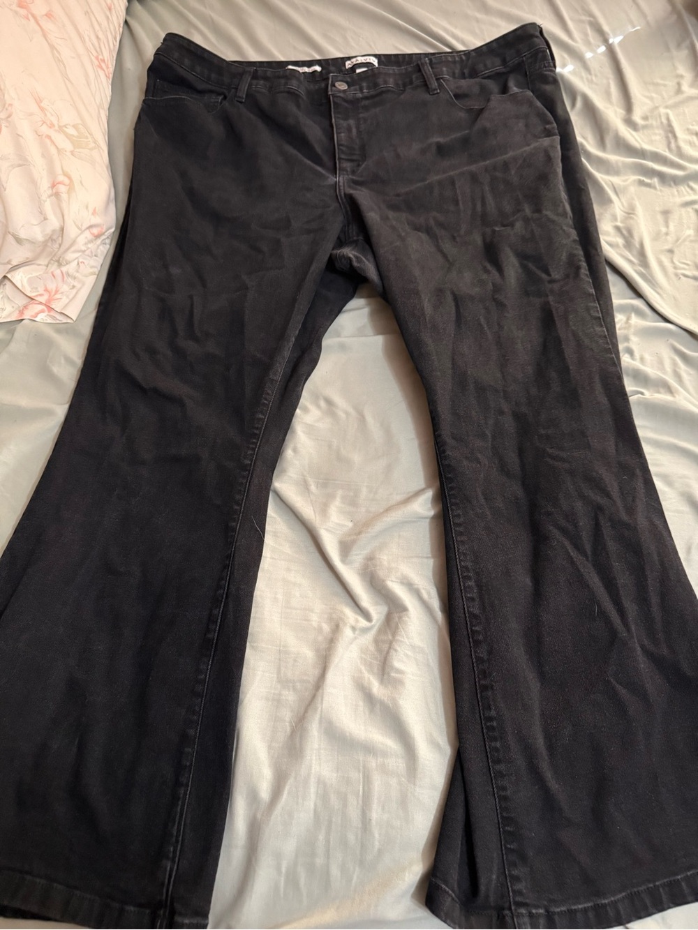Ava & Viv Black flared Women's Pants